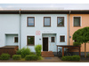 Reihenmittelhaus mieten in Frankfurt am Main, mit Stellplatz, 160 m² Grundstück, 120 m² Wohnfläche, 4 Zimmer