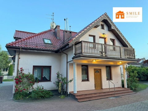 Einfamilienhaus kaufen in Kolberg, 1.500 m² Grundstück, 276 m² Wohnfläche, 7 Zimmer