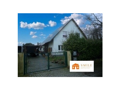 Einfamilienhaus kaufen in Berlin, 876 m² Grundstück, 129 m² Wohnfläche, 5 Zimmer