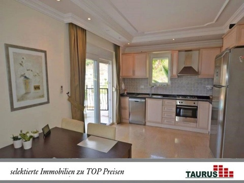 TAURUS Türkei Immobilien Villa mit traumhaftem Meerblick mit POOL