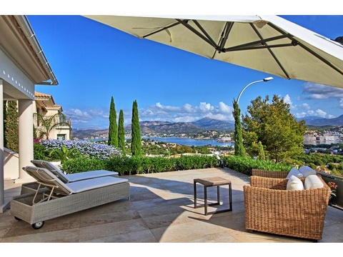 Villa kaufen in Santa Ponsa, 814 m² Grundstück, 336 m² Wohnfläche, 6 Zimmer