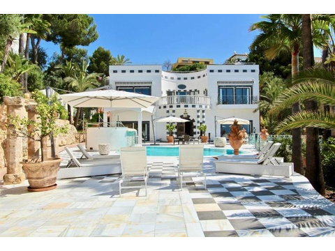 Villa kaufen in Bendinant Bendinat Villas, 1.800 m² Grundstück, 650 m² Wohnfläche, 11 Zimmer