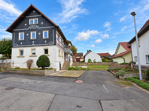 Straßenansicht