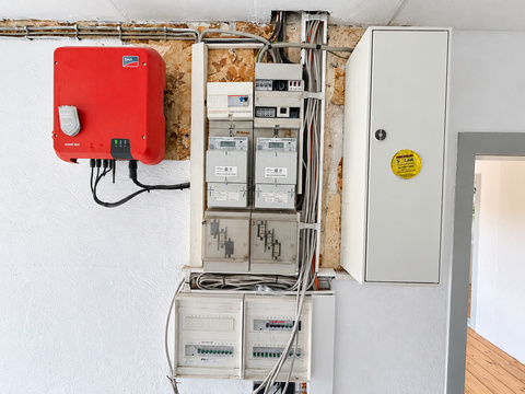 Neue Elektroanlage
