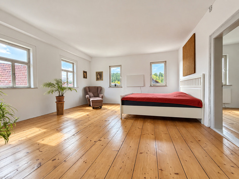 Schlafzimmer_mit_Dielenboden