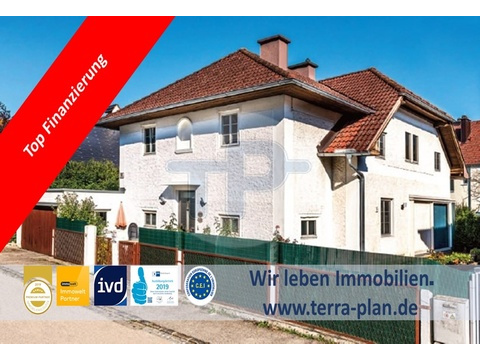 Einfamilienhaus kaufen in Gmunden, 480 m² Grundstück, 155 m² Wohnfläche, 6 Zimmer