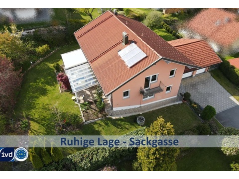 Einfamilienhaus kaufen in Kirchberg im Wald, mit Garage, 1.060 m² Grundstück, 205 m² Wohnfläche, 7 Zimmer