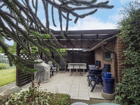 117 41 Terrasse überdacht