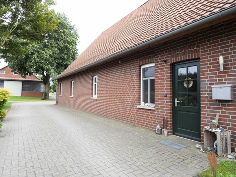 106 02 Eingangsbereich