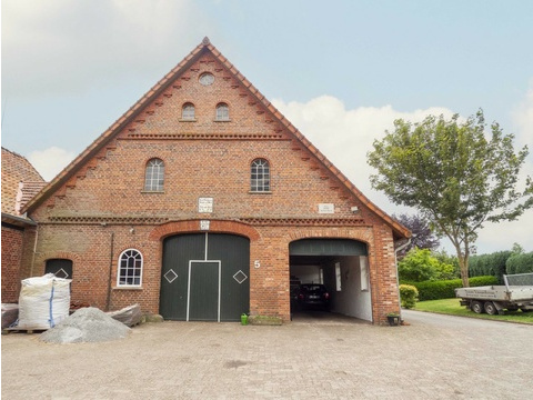 106 06 Garage