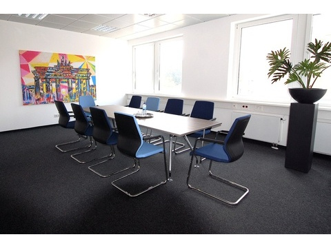 Bürofläche mieten, pachten in Berlin, mit Garage, 225 m² Bürofläche