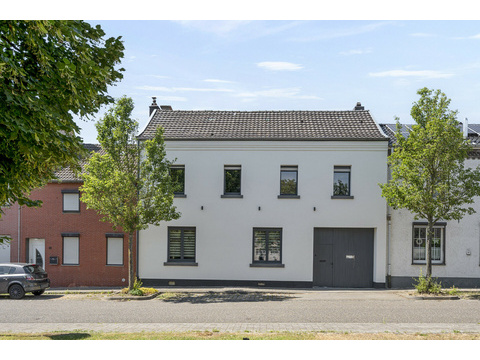 Bauernhaus kaufen in Geilenkirchen, 4.175 m² Grundstück, 172,61 m² Wohnfläche, 7 Zimmer