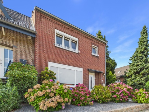 Doppelhaushälfte kaufen in Selfkant, 755 m² Grundstück, 132,17 m² Wohnfläche, 5 Zimmer
