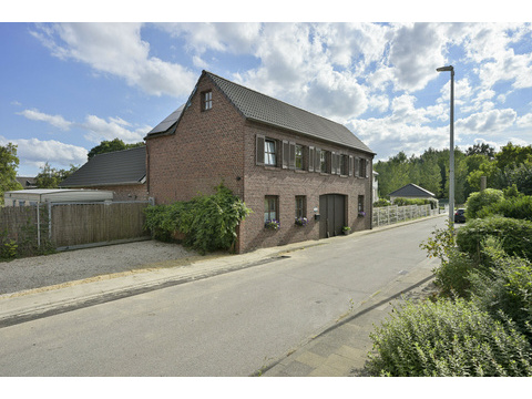 Bauernhaus kaufen in Selfkant, 4.080 m² Grundstück, 163,19 m² Wohnfläche, 4 Zimmer