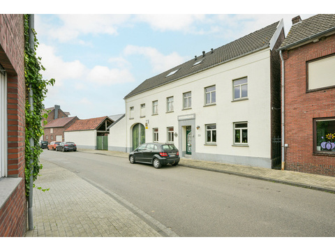 Bauernhaus kaufen in Selfkant, 2.635 m² Grundstück, 366,75 m² Wohnfläche, 8 Zimmer