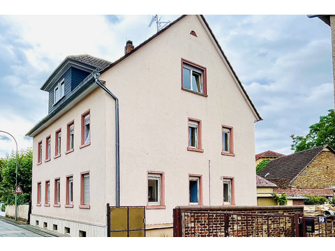 Mehrfamilienhaus kaufen in Mühlheim am Main, mit Garage, 929 m² Grundstück, 244 m² Wohnfläche, 9 Zimmer
