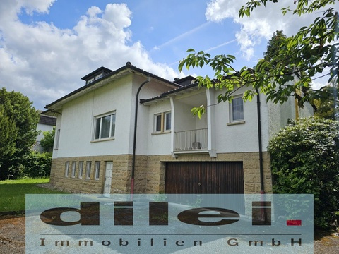 Villa kaufen in Pforzheim, 1.030 m² Grundstück, 275,4 m² Wohnfläche, 8 Zimmer