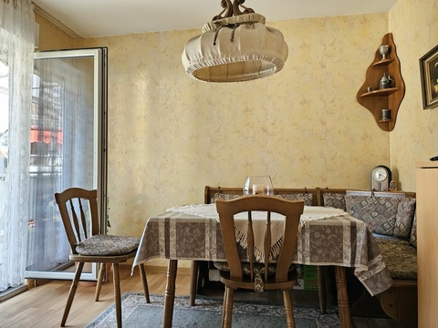Essecke OG, Ausgang Balkon OG
