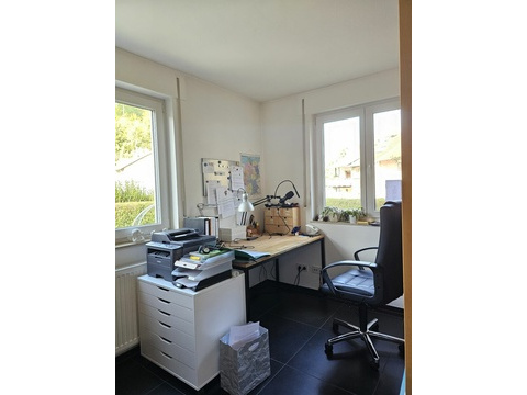 Büro EG