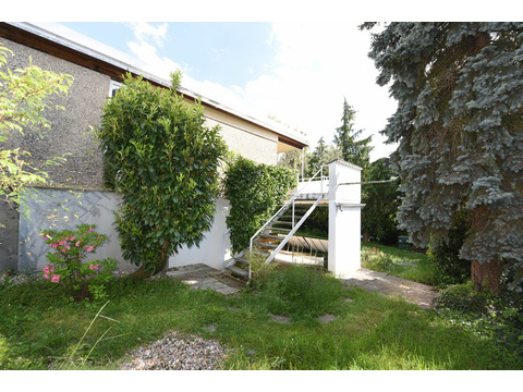 Gartentreppe zum Balkon