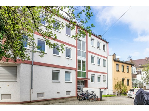 Moderne 3 ZKB Citywohnung in Innenstadtlage mit Balkon und Einzelgarage - Top Zustand!