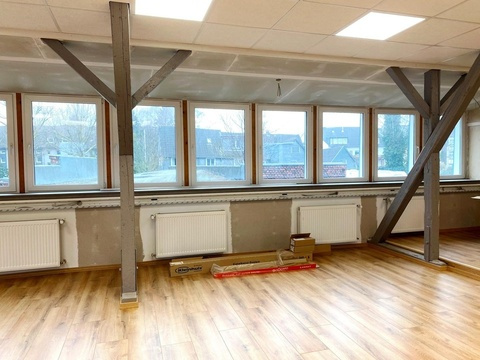 Sonstiges mieten, pachten in Solingen, mit Stellplatz, 150 m² Bürofläche