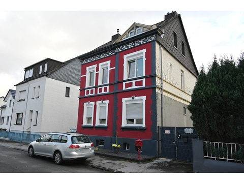 Mehrfamilienhaus kaufen in Solingen, mit Garage, mit Stellplatz, 430 m² Grundstück, 183 m² Wohnfläche, 11 Zimmer
