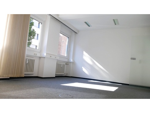 Bürofläche mieten, pachten in Köln, mit Stellplatz, 180 m² Bürofläche
