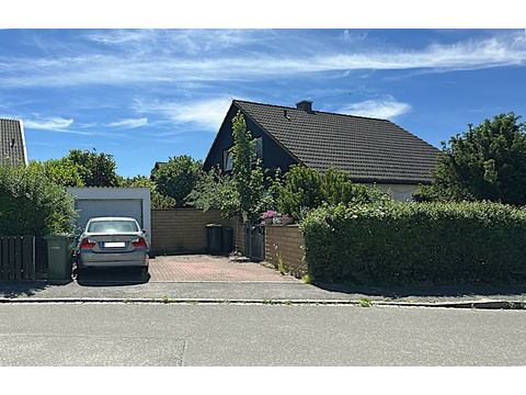 Einfamilienhaus kaufen in Roßtal, mit Garage, mit Stellplatz, 622 m² Grundstück, 90 m² Wohnfläche, 3 Zimmer