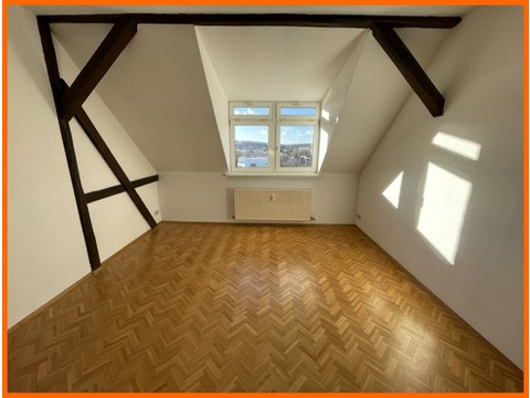 Dachgeschosswohnung mieten in Gera, 69,5 m² Wohnfläche, 3 Zimmer