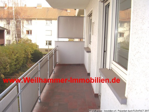 großer Balkon