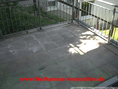 großer Balkon