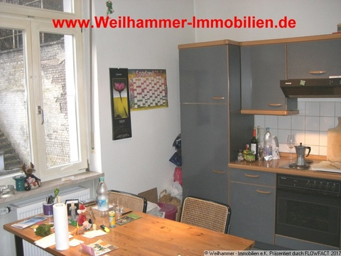 Küche mit großem Fenster