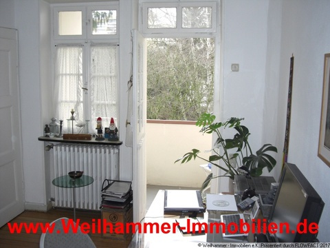 Zimmer mit Ausgang zum 2 Balkon