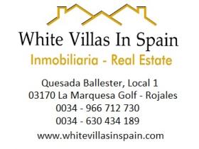 White Villas In Spain in Rojales, Spanien