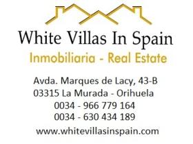 White Villas In Spain in Orihuela, Spanien