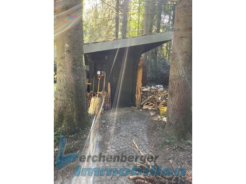 Holzschuppen.jpg