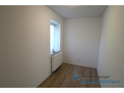 kleines Zimmer.jpg