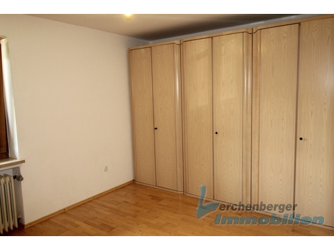 Schlafzimmer.jpg (2)