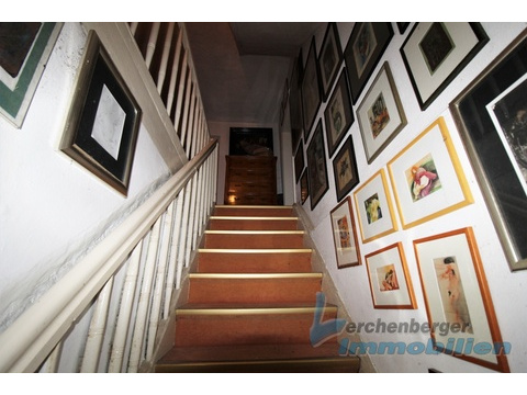 Treppe zum Obergeschoß.jpg (2)
