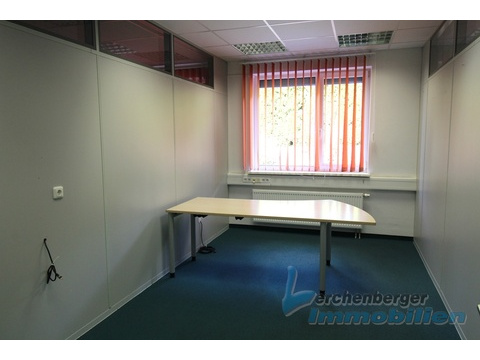 Büro1.jpg