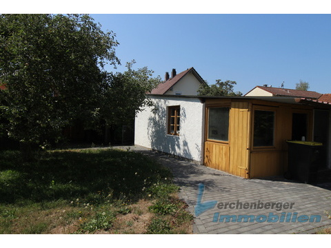 Garage mit Werkstatt.jpg