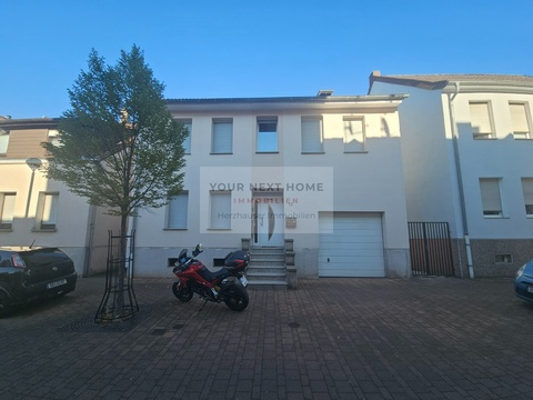 Mehrfamilienhaus kaufen in Völklingen, 347 m² Grundstück, 303 m² Wohnfläche, 12 Zimmer