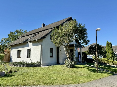 Einfamilienhaus kaufen in Neubrandenburg, mit Stellplatz, 710 m² Grundstück, 146 m² Wohnfläche, 5 Zimmer