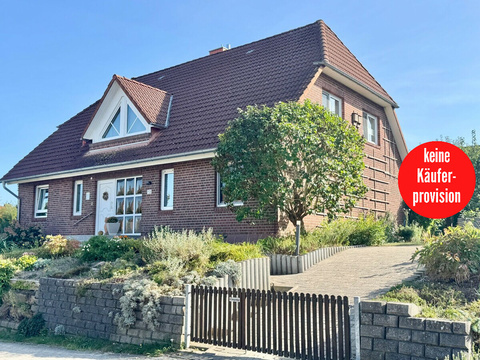 Haus kaufen in Neubrandenburg, mit Garage, 812 m² Grundstück, 222 m² Wohnfläche, 8 Zimmer