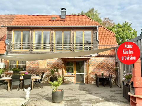 Doppelhaushälfte kaufen in Möllenhagen, mit Garage, 1.687 m² Grundstück, 125 m² Wohnfläche, 4 Zimmer