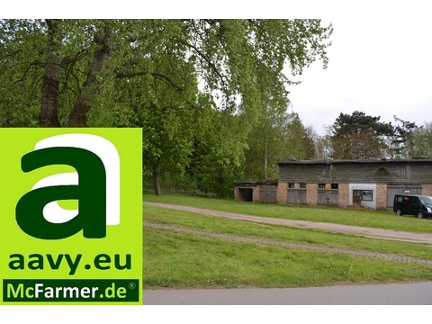 das Grundstück