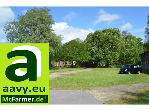 das Grundstück