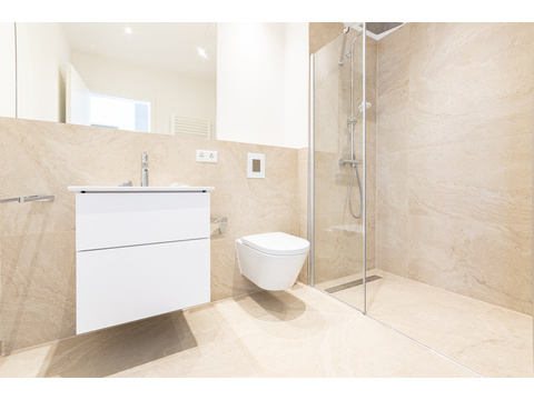 Bad mit Dusche | Referenzfoto