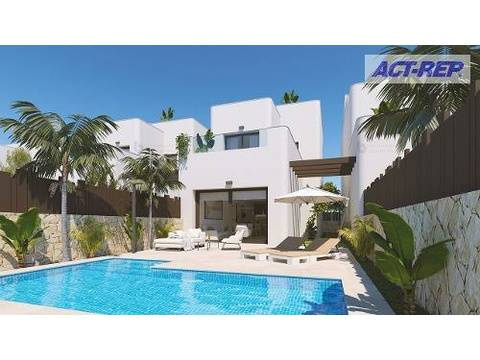 Villa kaufen in Mil Palmeras, 264 m² Grundstück, 173 m² Wohnfläche, 4 Zimmer
